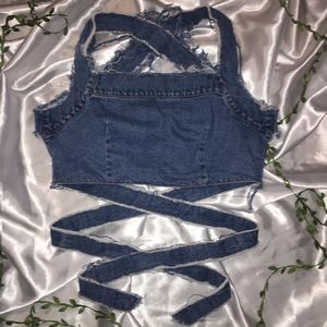 Crop distressed denim top